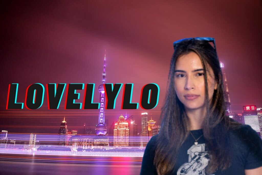 LovelyLo
